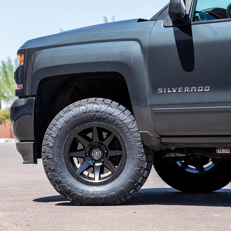 Todd's Black Chevy Silverado