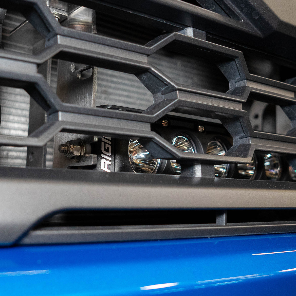 2024+ Ford Ranger/Ranger Raptor Dual 10" Behind The Grille Light Bar Mount installed