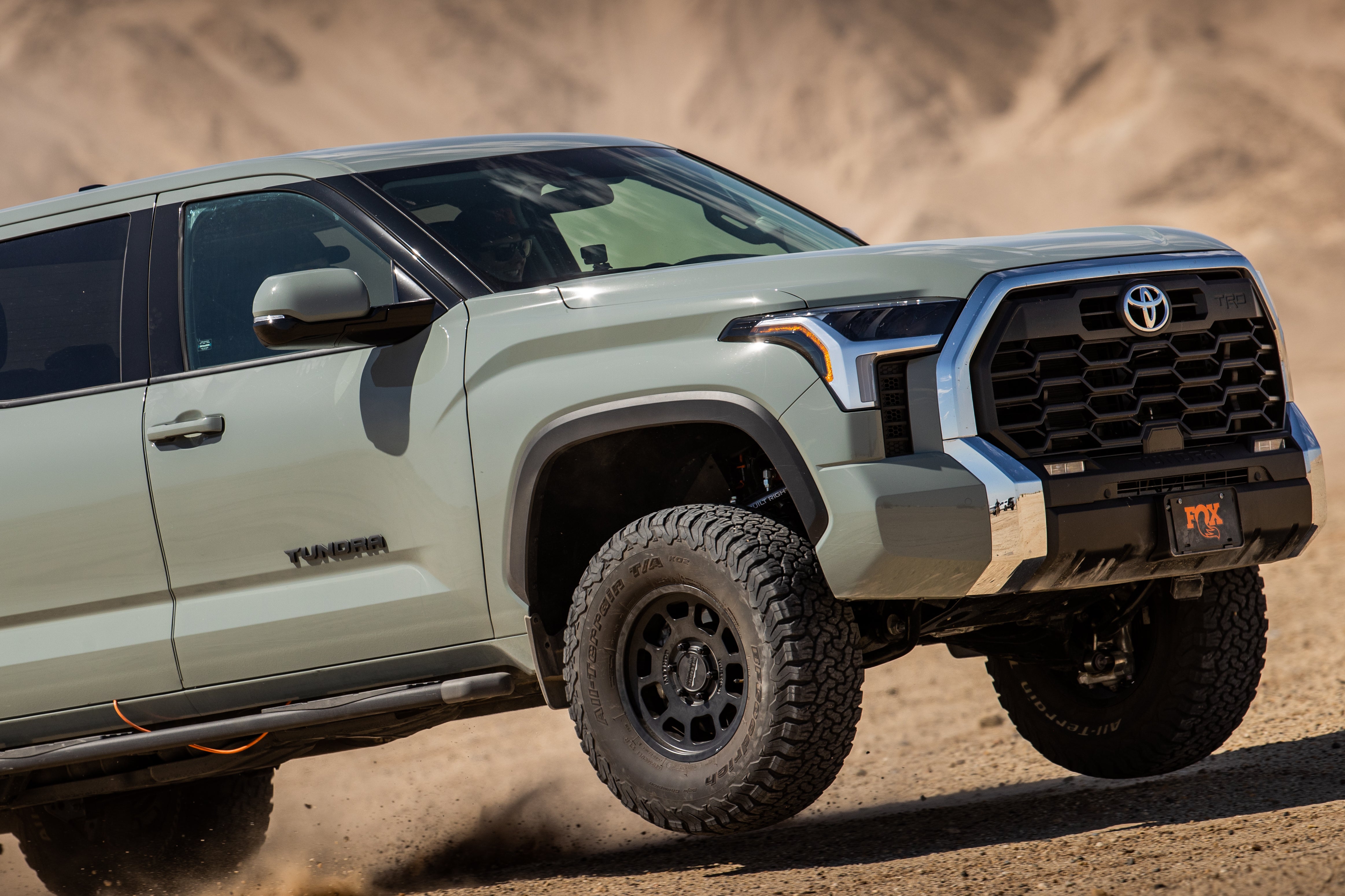 '22-24 Toyota Tundra FOX 3.0 FACTORY RACE RR Coilovers & Rear Shocks (1-2" Lift) w/ Upper Arms & Trailing Arm Combo Kit