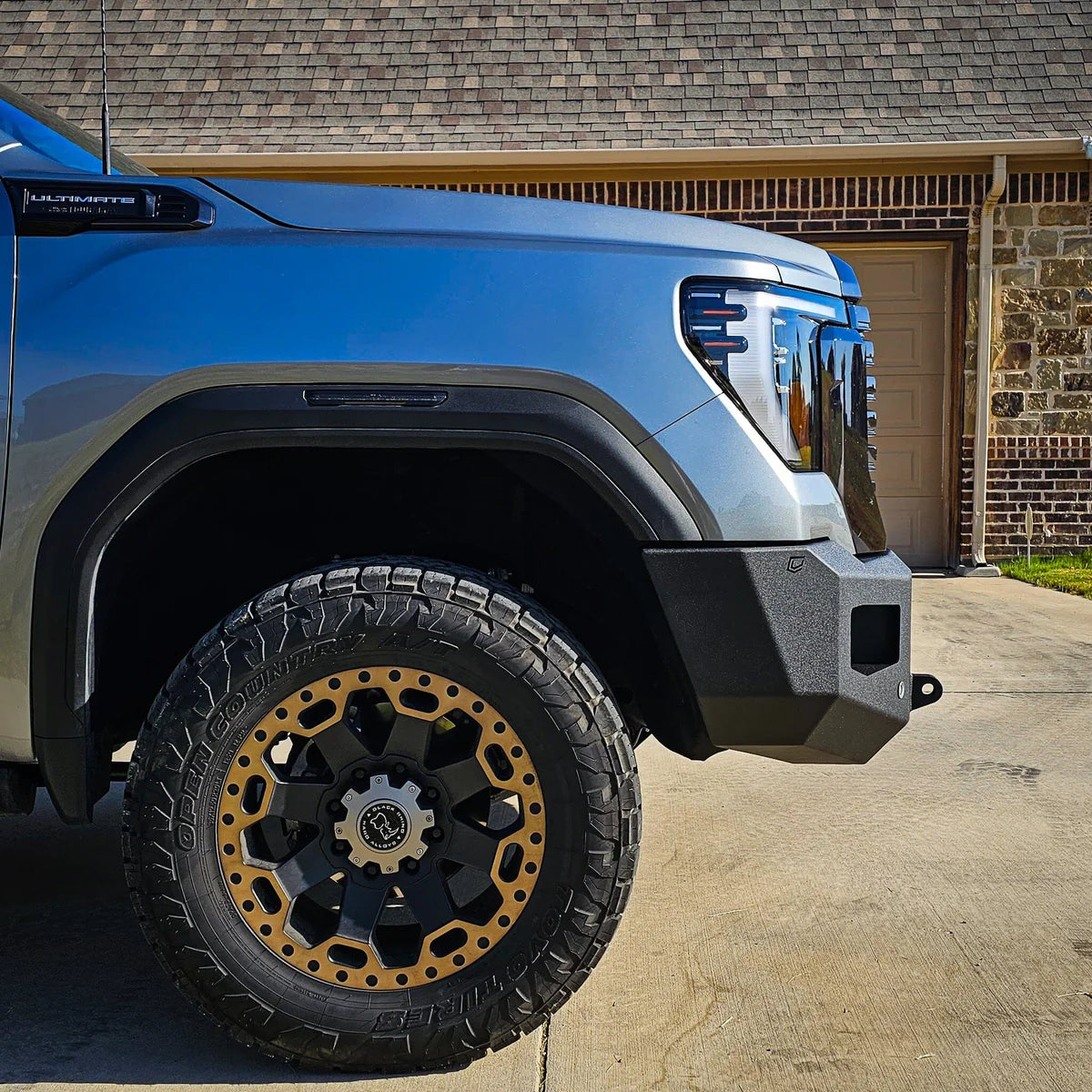 2024+ GMC SIERRA 2500/3500 ATTITUDE FRONT WINCH BUMPER Front View