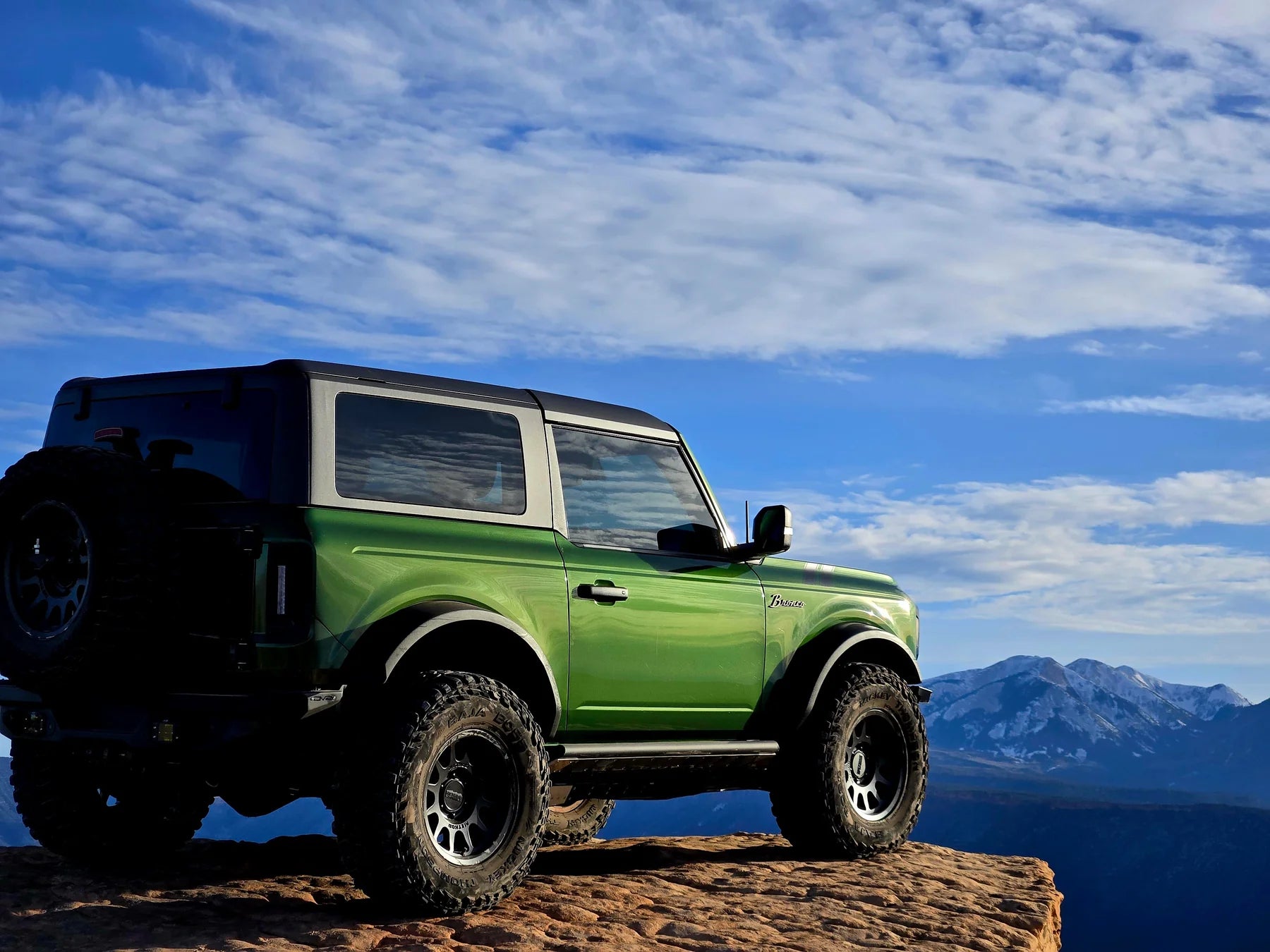 Bronco Rock Sliders