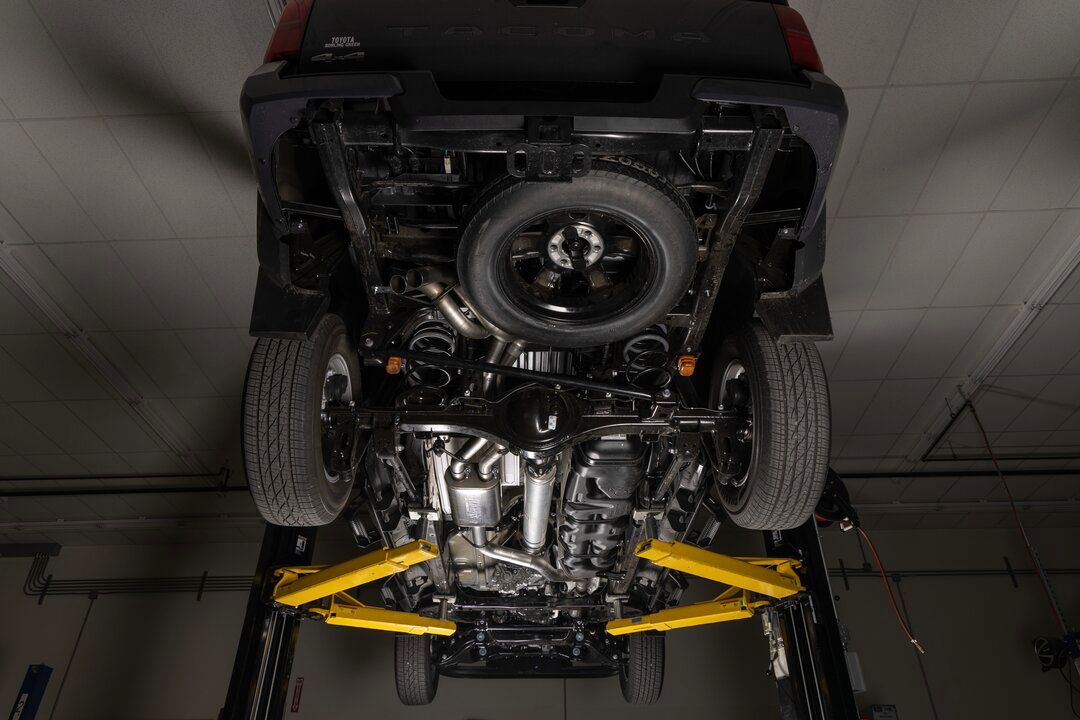 Flowmaster Flow FX Cat-back Exhaust System Display on Vehicle