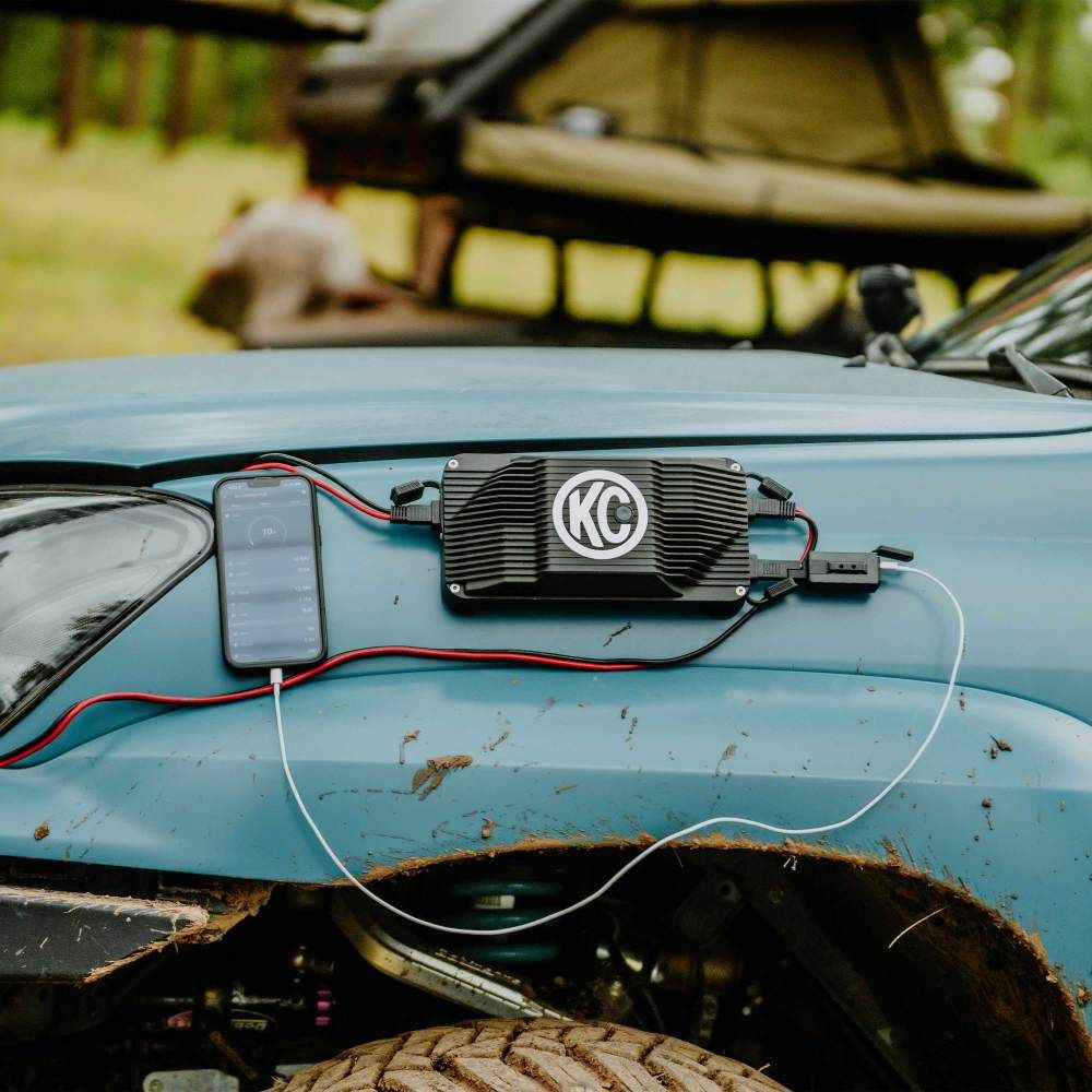 KC HiLites Solar Charge Hub