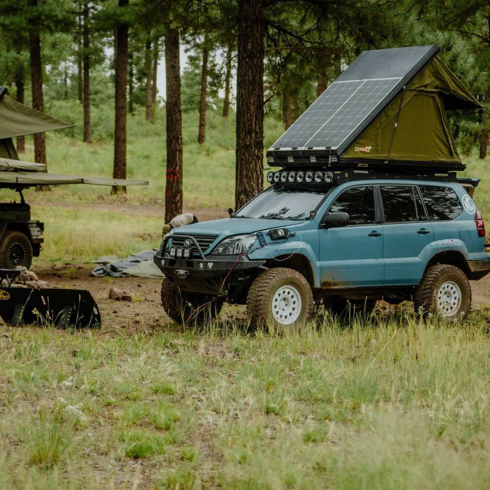 KC HiLites Solar Charge Hub