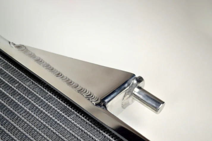 Chevy Colorado 5.3L / GMC Canyon 5.3L / Hummer H3 All-Aluminum Radiator