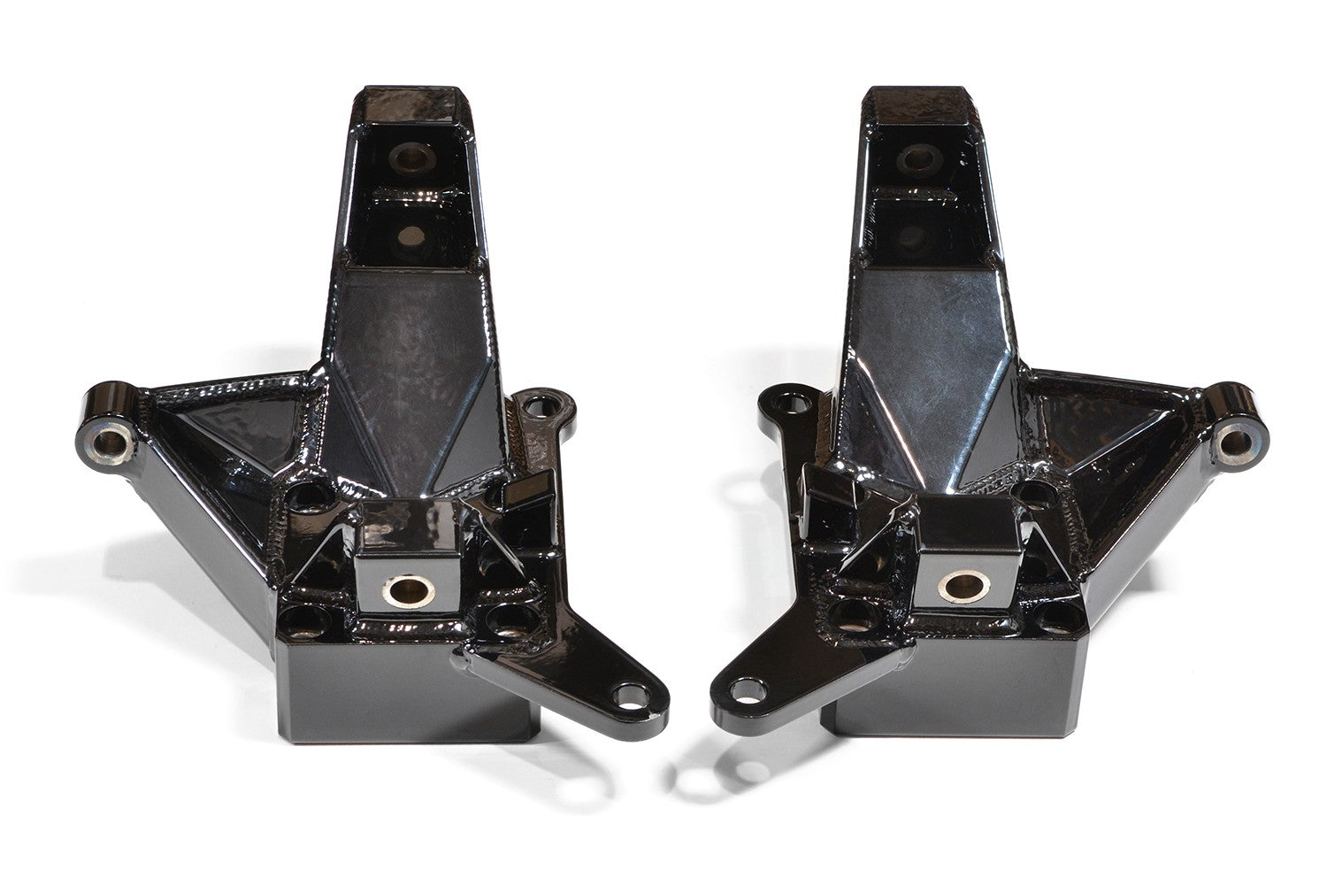 CST 01-10 HD 2500 / 3500 2wd* 4″ Fabricated Lift Spindles Front View