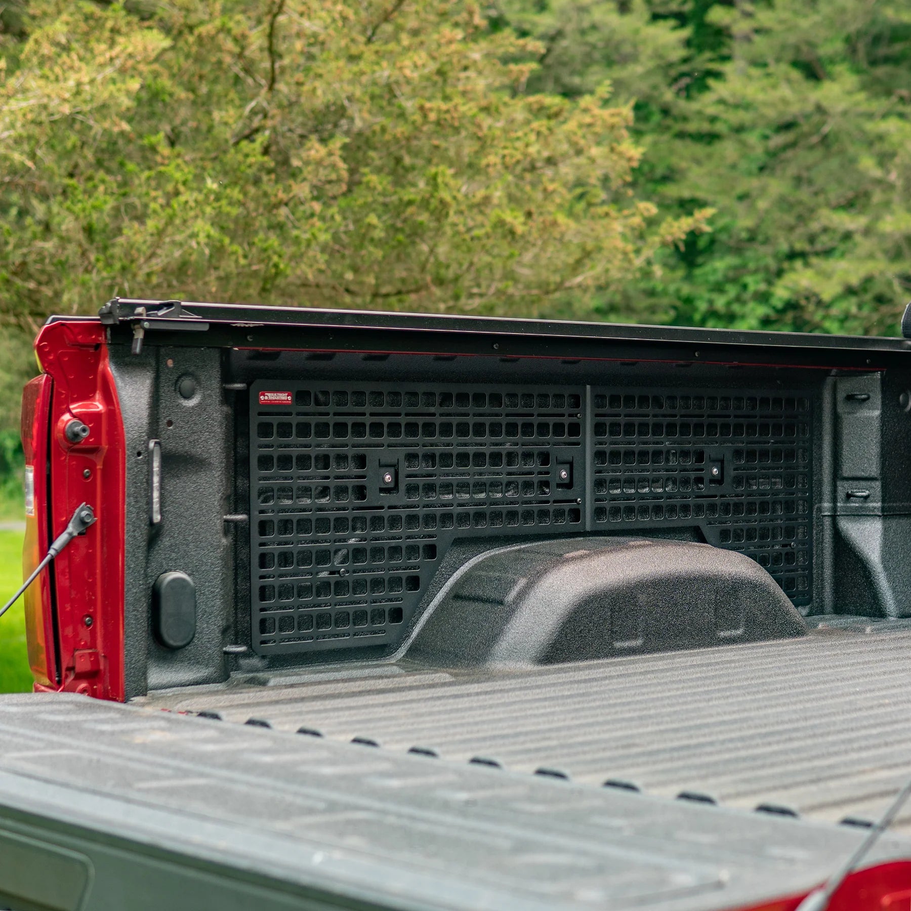 Bedside Rack System | Chevrolet Silverado HD & GMC Sierra HD (2020+) Display in Vehicle