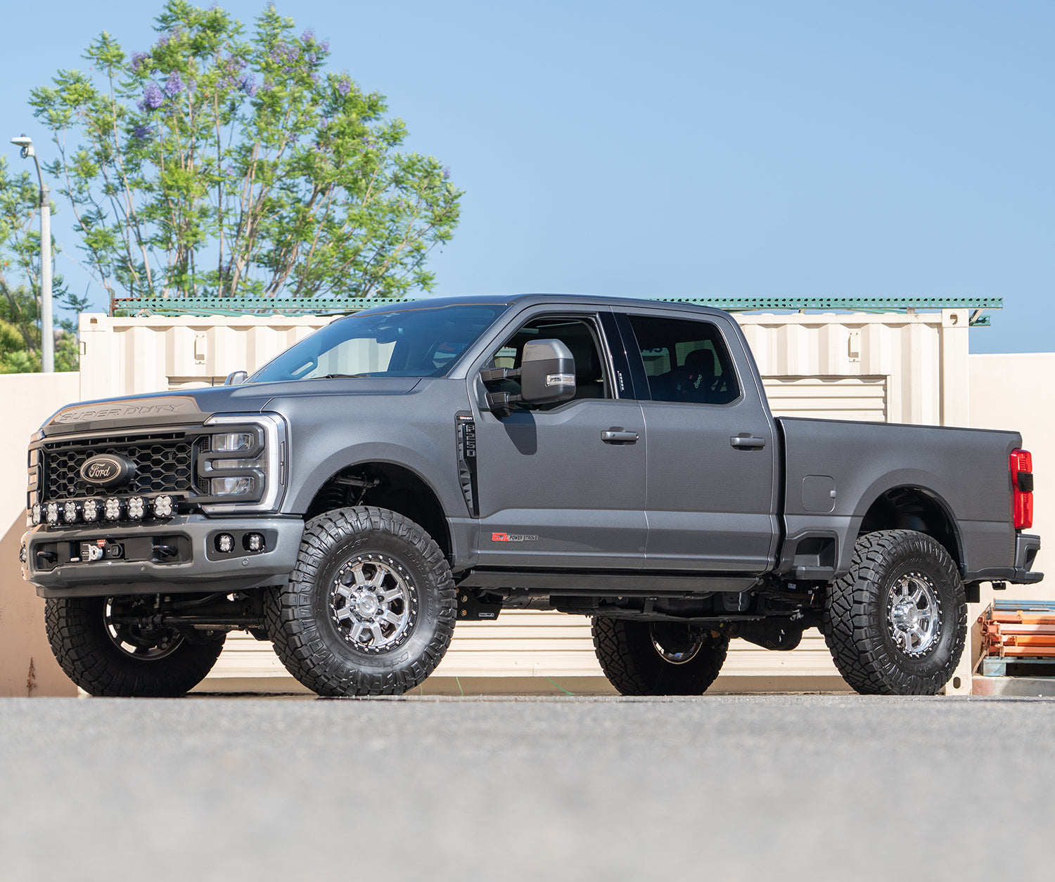 '23+ Ford F250/F350 Radius Arm Drop Brackets - 3.5" Lift Display on vehicle