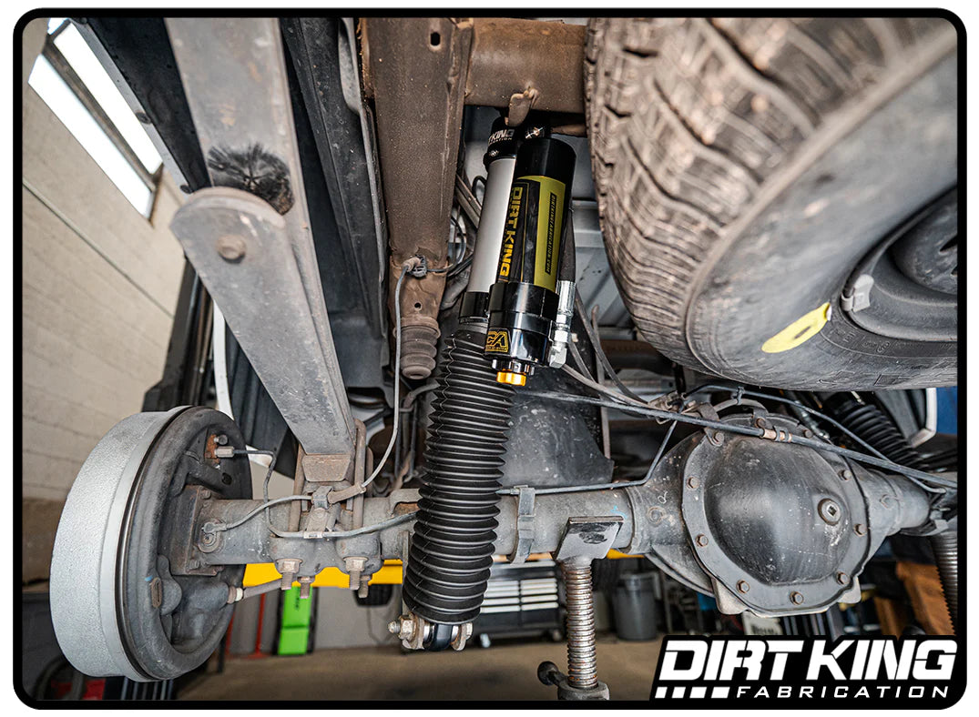 2007-2018 GM 1500 2.5 Smooth Body Shocks | DCA Piggyback Reservoir