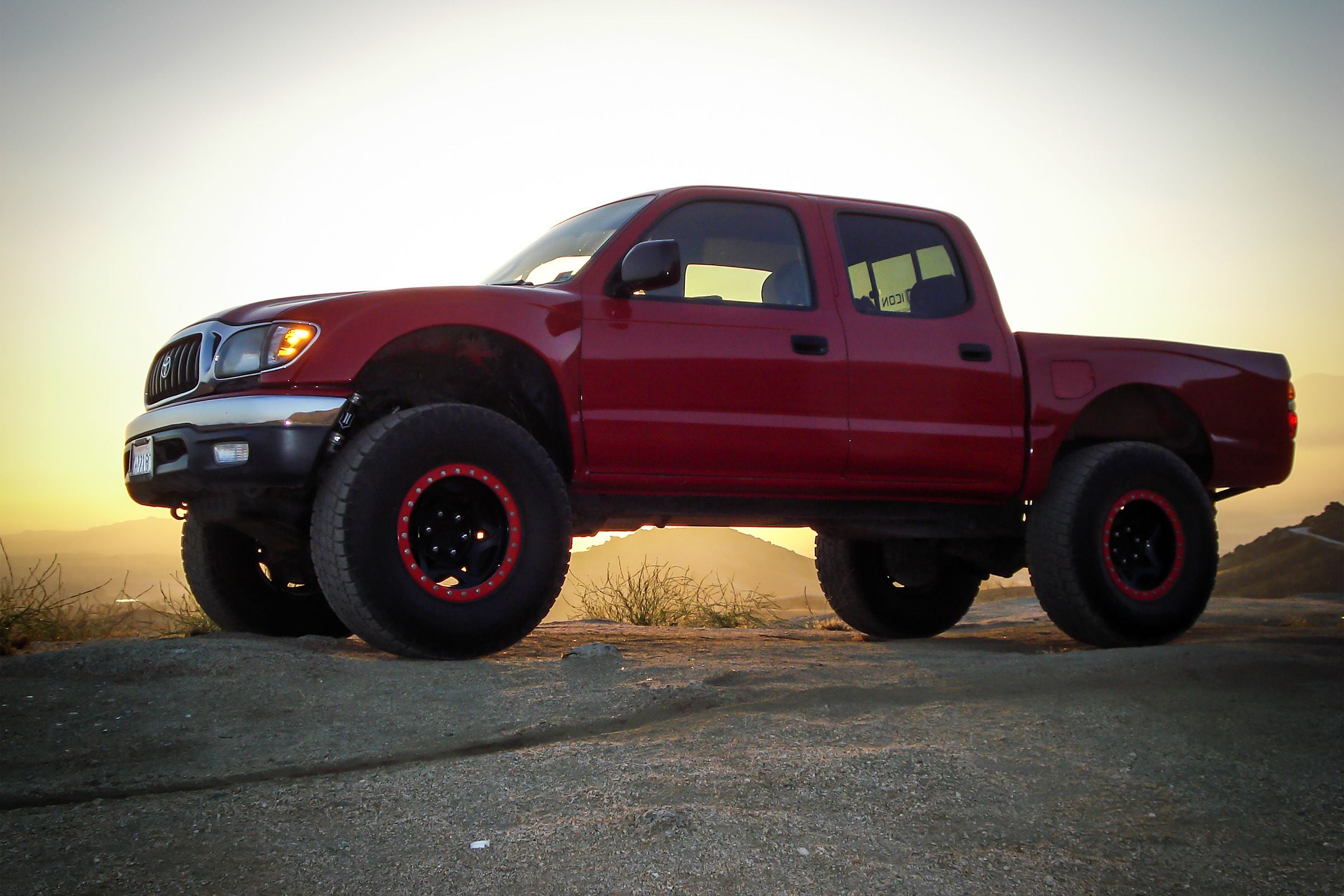 ICON 1996-2004 Toyota Tacoma/1996-2002 Toyota 4Runner, Billet Upper Control Arm w/ Delta Joint Kit Front View