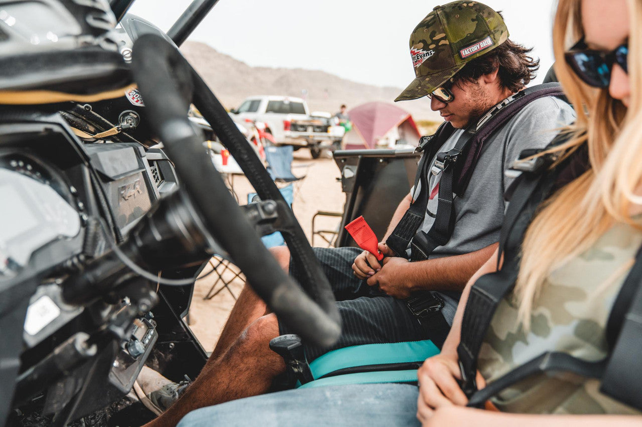 PRP 4.2 Harness with Latch and Link Lap Belt