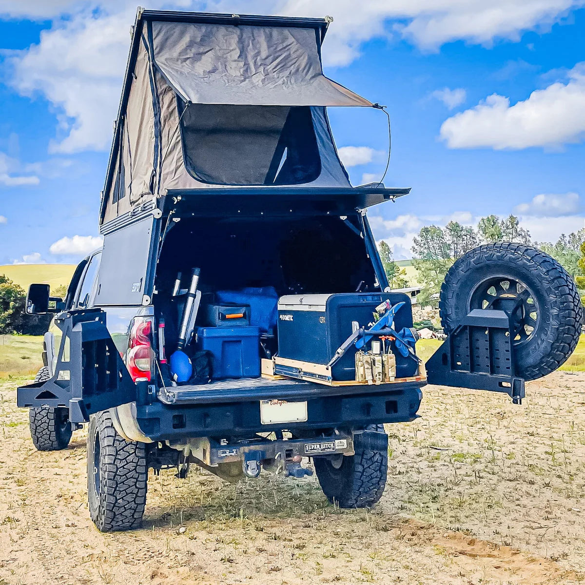 1999-2007 CHEVY/GMC 1500/2500/3500 OCTANE DUAL SWING OUT REAR BUMPER Front View