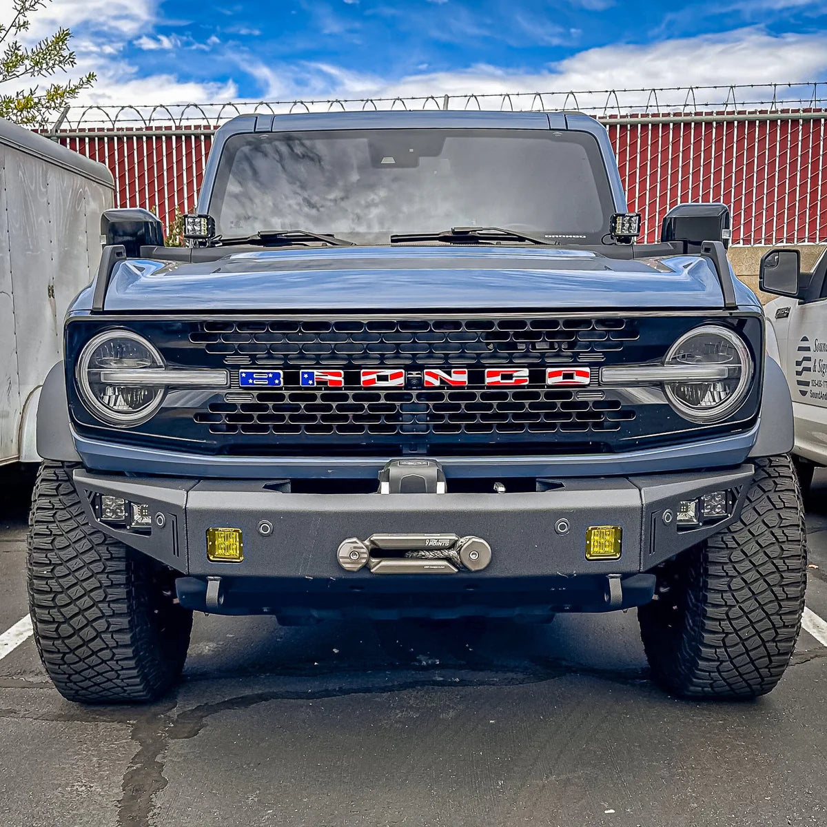 2021-2023 FORD BRONCO FRONT OCTANE WINCH BUMPER Front View