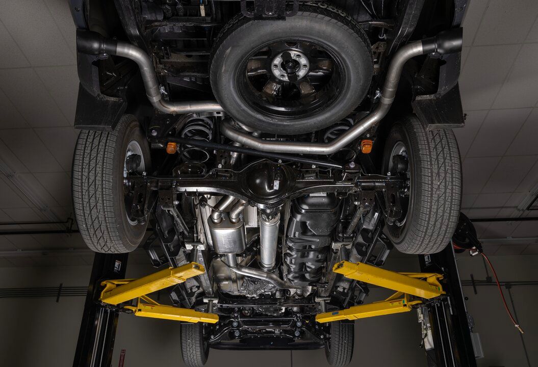 Flowmaster Flow FX Cat-back Exhaust System Display on Vehicle