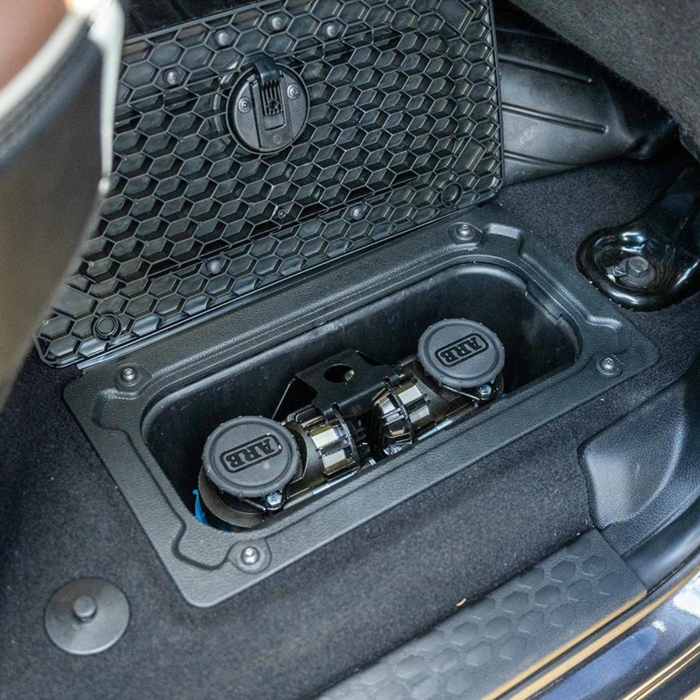 '13-24 Ram 2500/3500 SDHQ Built ARB Air Compressor Mount installed