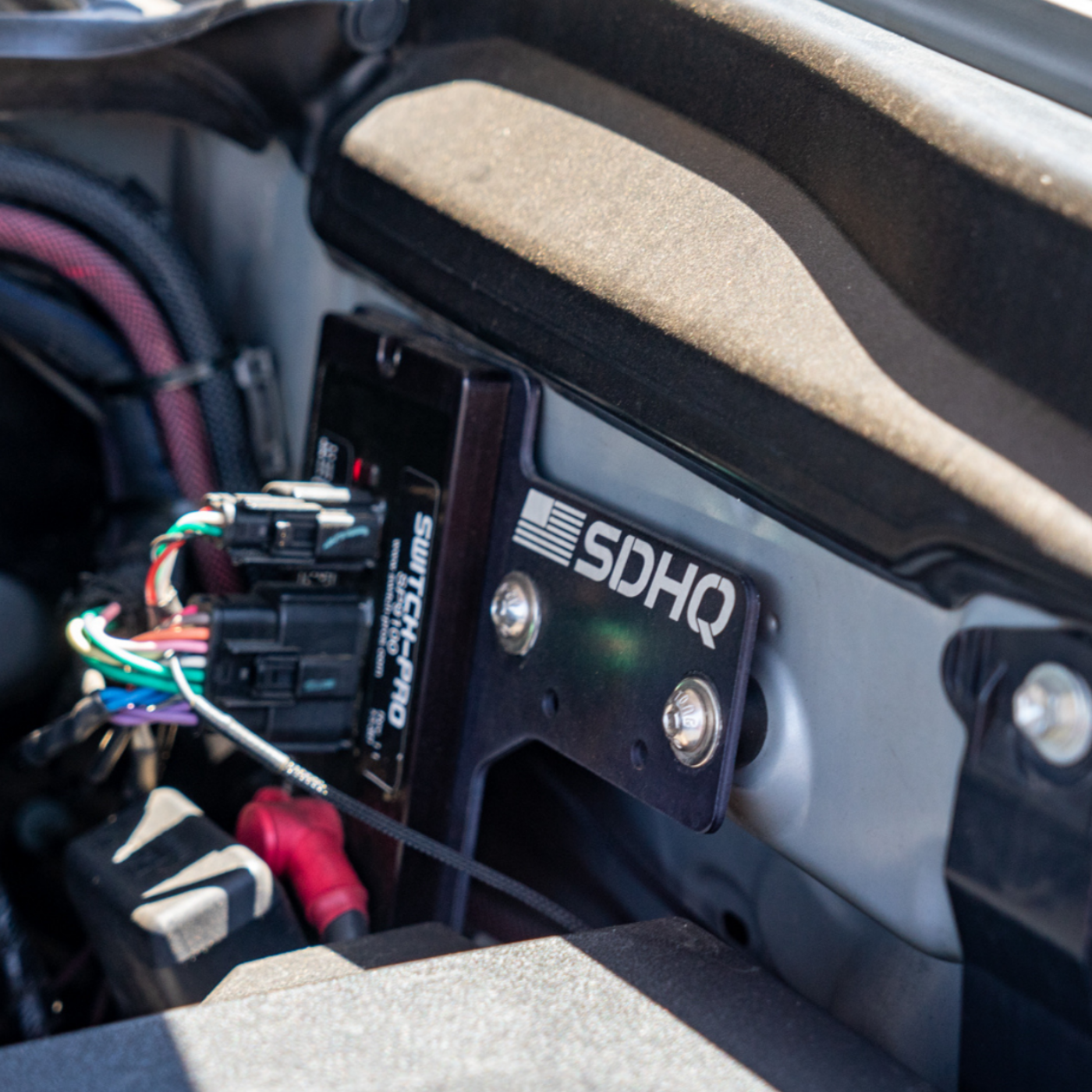 '16-23 Toyota Tacoma SDHQ Built Complete Overhead RCR-FORCE-12 Mounting Kit display of included power module mount installed