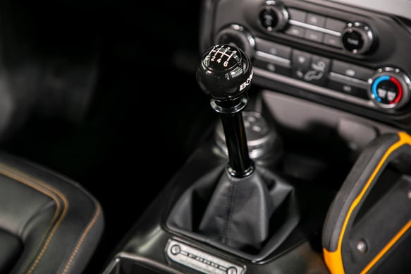 '21-23 Ford Bronco 2.3L and 7-Speed Manual Transmission B&M display in Vehicle