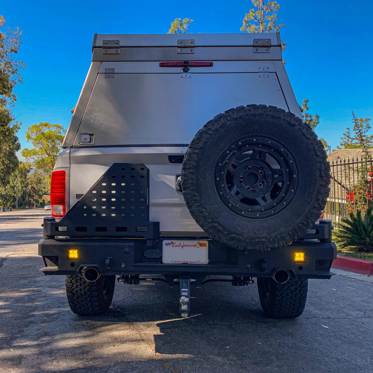 2009-2018 RAM 1500 OCTANE DUAL SWING OUT REAR BUMPER Front View