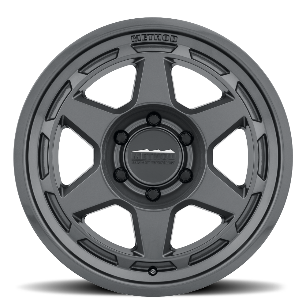 708 HD | Bead Grip | Gloss Titanium/Gloss Black Front View