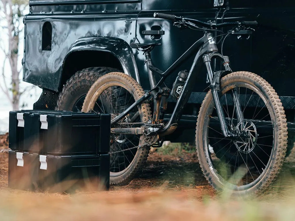 Front Runner Wolf Pack Pro / Twin Set Front View