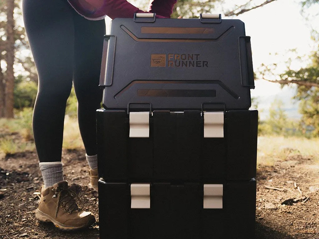 Front Runner Wolf Pack Pro / Quad Set Front View