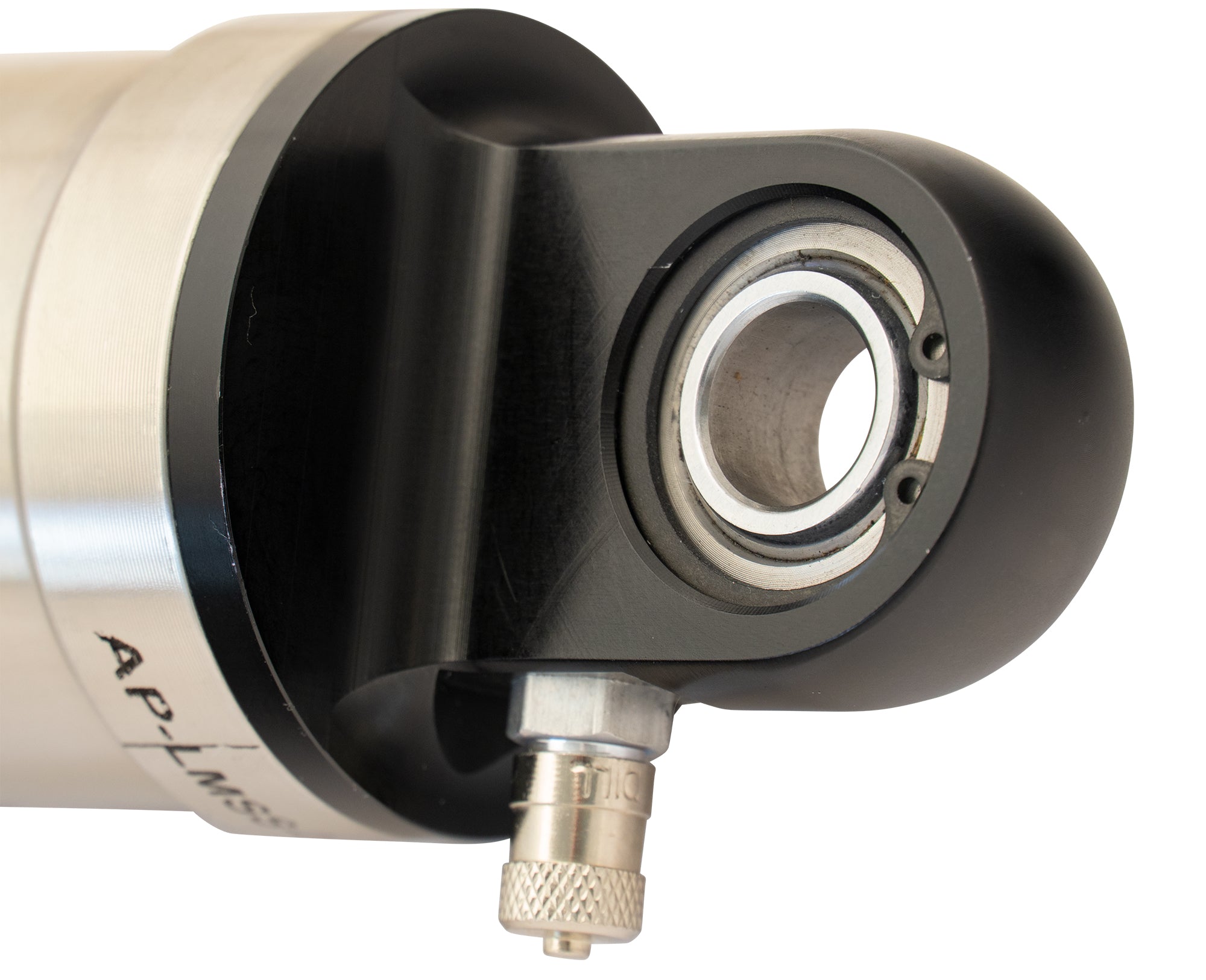 14-18 RAM 2500/3500 4X4 HIGH MOUNT STEERING STABILIZER – LIFTED Close-up Display