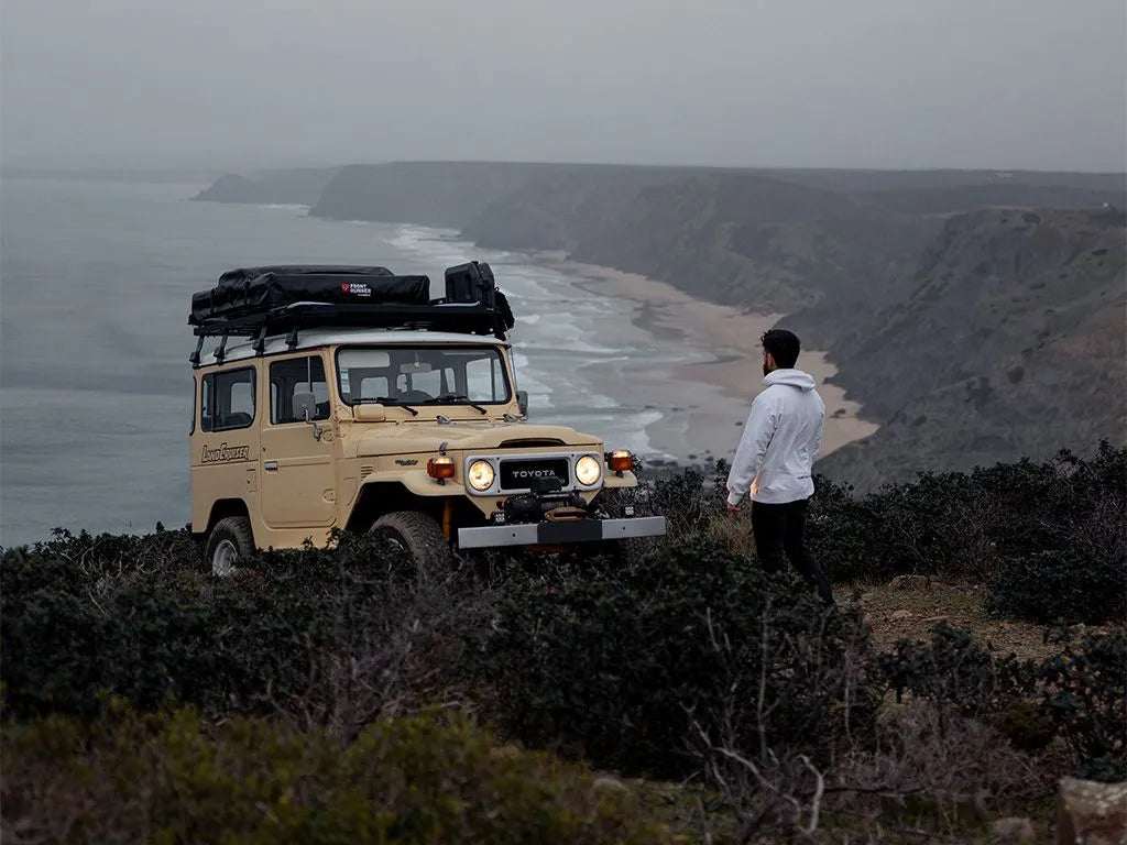 Front Runner Roof Top Tent Cover / Black Front View