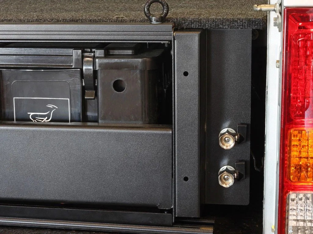 Stainless Steel Water Tank for Pickup Truck Drawer System / 52l Front View