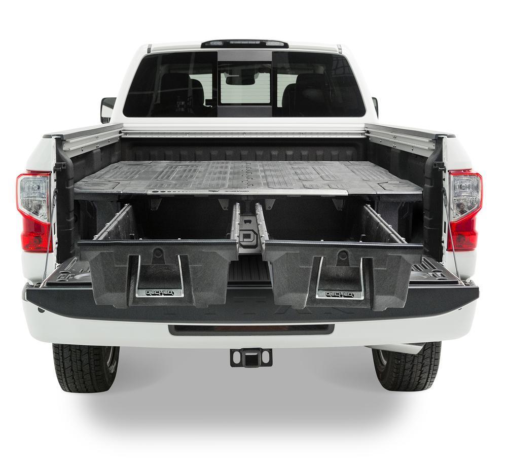 '04-15 Nissan Titan Truck Bed Storage System Display in Vehicle