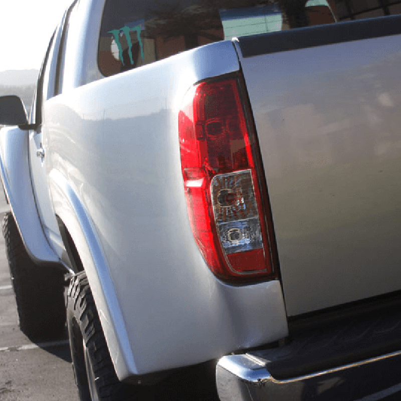 NFB003Fiberwerx '0519 Nissan Frontier Bedsides 4" Bulge