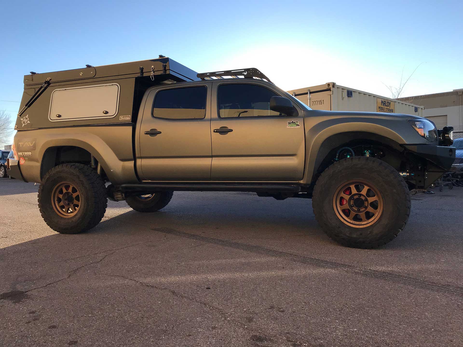 '05-22 Toyota Tacoma Studio Habitat Roof Rack Prinsu Designs display