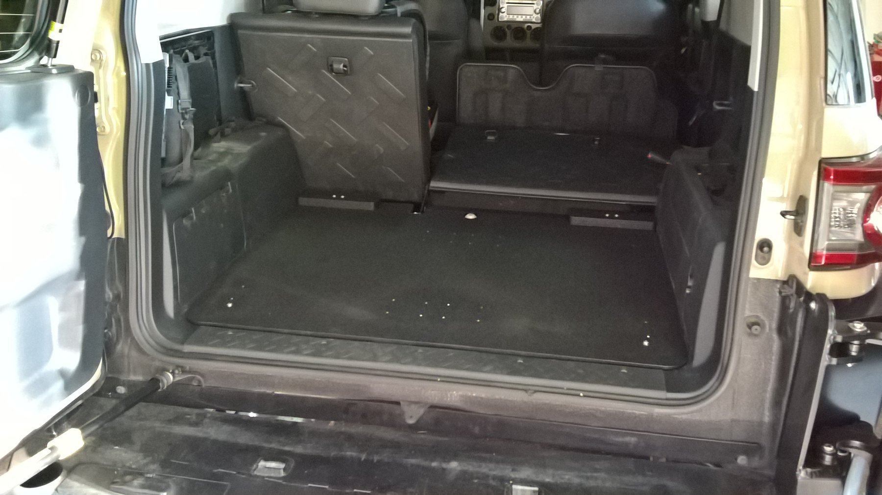 07-14 Toyota FJ Cruiser Plate System Display in Vehicle