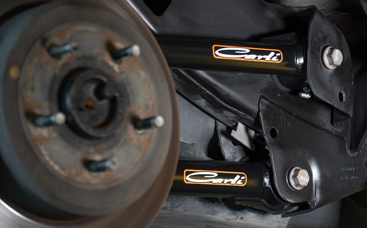 '07-17 Jeep JKU Carli Control Arms Display on Vehicle