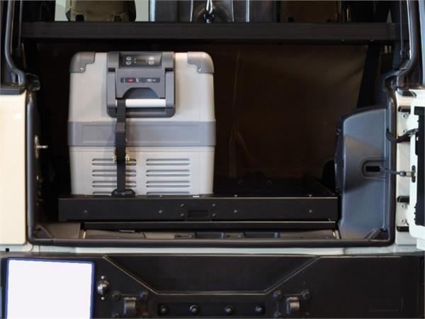 '07-17 Jeep Wrangler JKU Front Runner Cargo Slide Close-up Display in vehicle