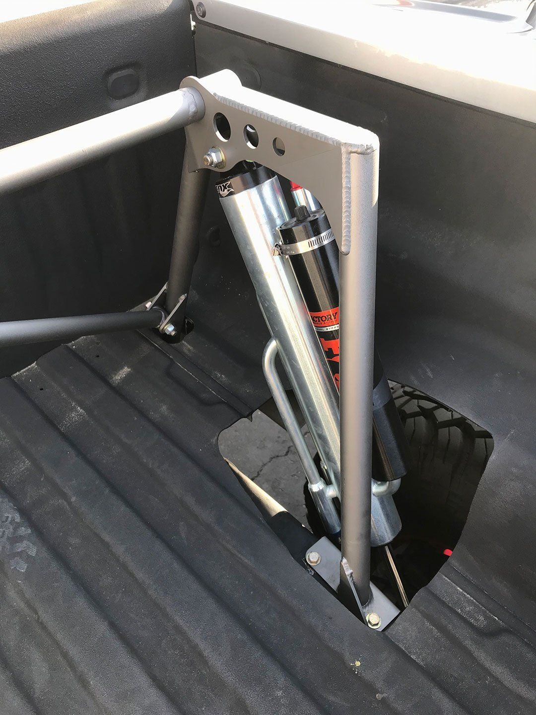 '07-18 Chevy/GM 1500 Long Travel Rear Bedcage Close-up Display in vehicle