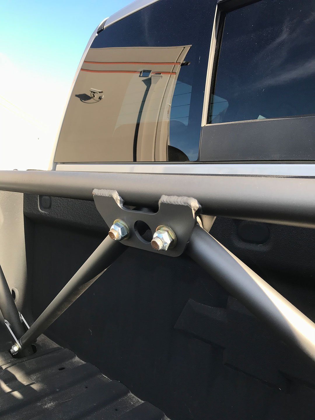 '07-18 Chevy/GM 1500 Long Travel Rear Bedcage Display in Vehicle