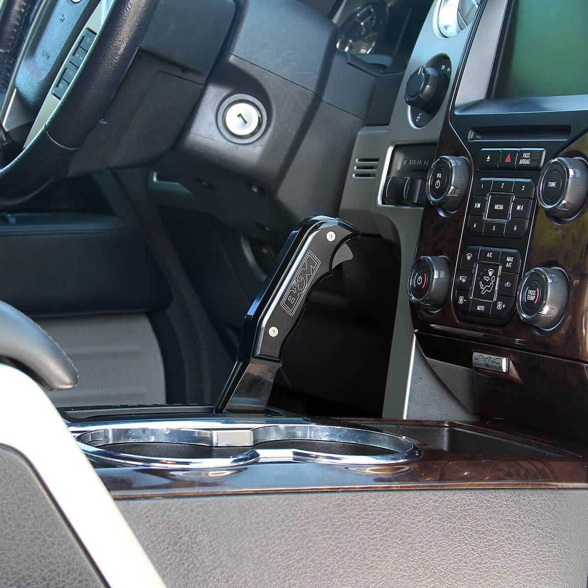 '11-14 Ford Raptor Magnum Grip Auto Shift Handle Interior Accessoires B&M display on Vehicle