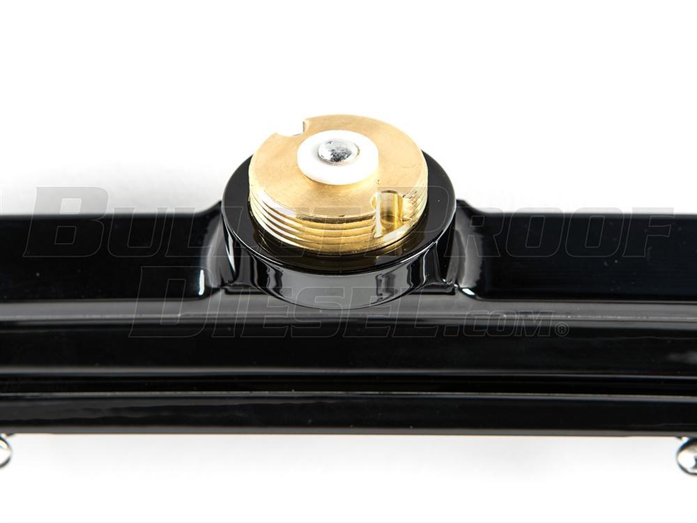 '14-18 Chevy/GMC 1500 Third Brake Light Antenna Mount Close-up Display