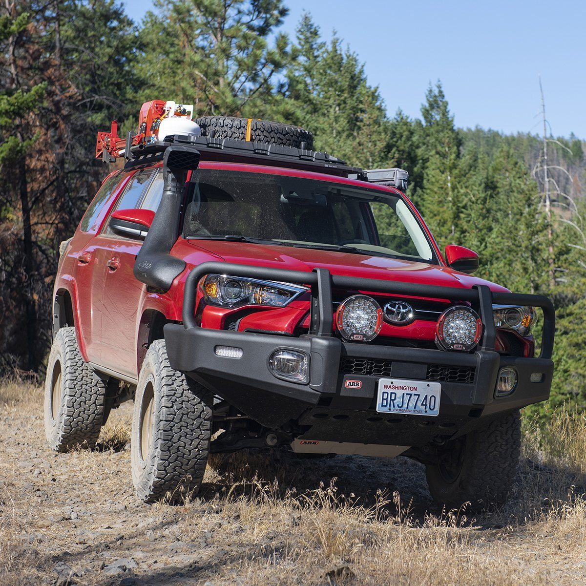 '14-23 Toyota 4Runner Summit Series Bumper Bumper ARB display on Vehicle (Front View)