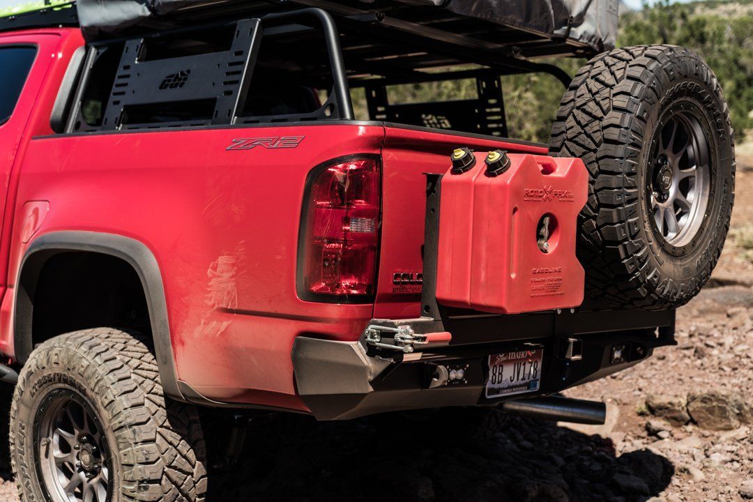 '15-20 Chevy Colorado Z71 & ZR2 CBI Off-Road Rear Bumper display on Vehicle