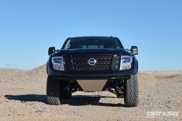 '16-19 Nissan Titan Fenders Display on Vehicle