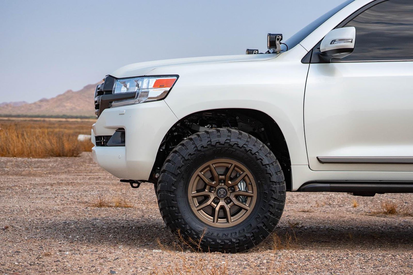 '16-21 200 Series Toyota Land Cruiser SDHQ Built A-Pillar Light Mounts