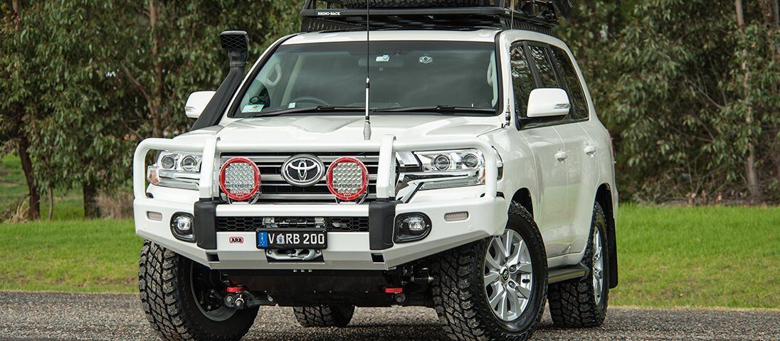 '16-21 Toyota 200 Series Land Cruiser Summit Front Bumper Bumper ARB display on Vehicle (Front View)