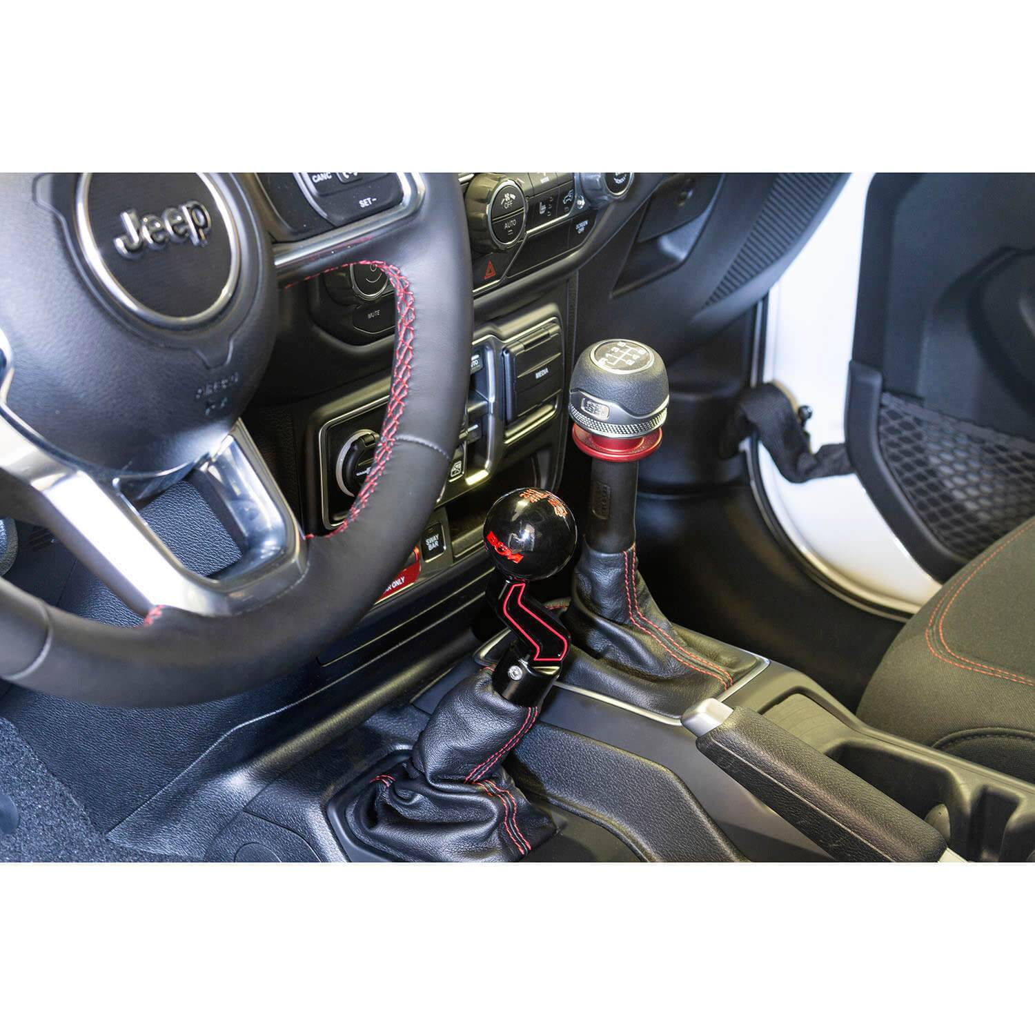 '18-Current Jeep JL Billet Extended Transfer Case Handle & Shift Knob Interior Accessories B&M Display in Vehicle