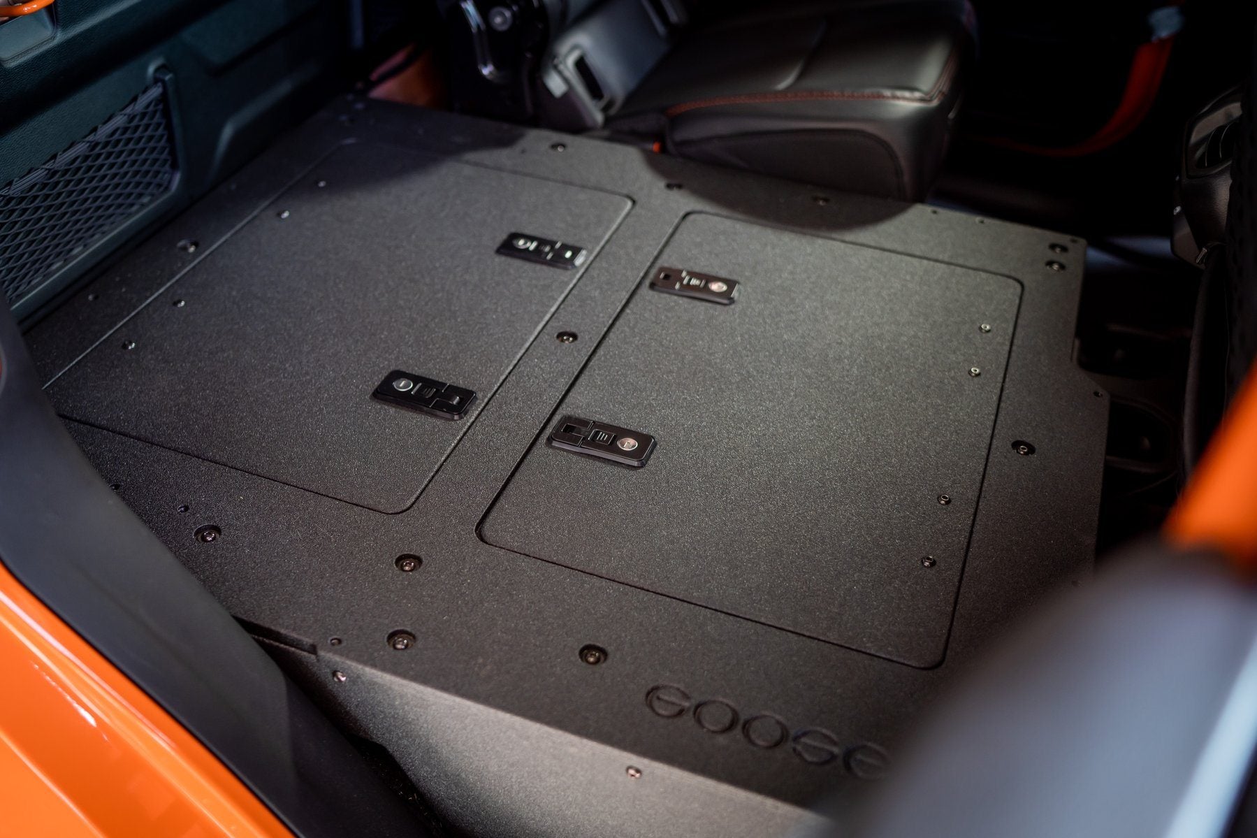 '19-23 Jeep JT 4 Door Goose Gear 2nd Row Seat Delete Plate System - High Platform Display in Vehicle