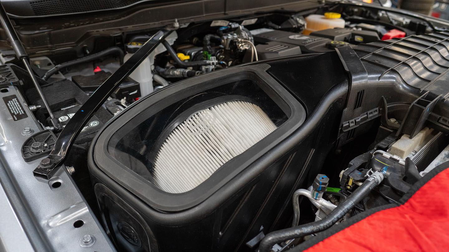 '19-23 Ram 2500/3500 Cummins 6.7L Cold Air Intake S&B Filters display