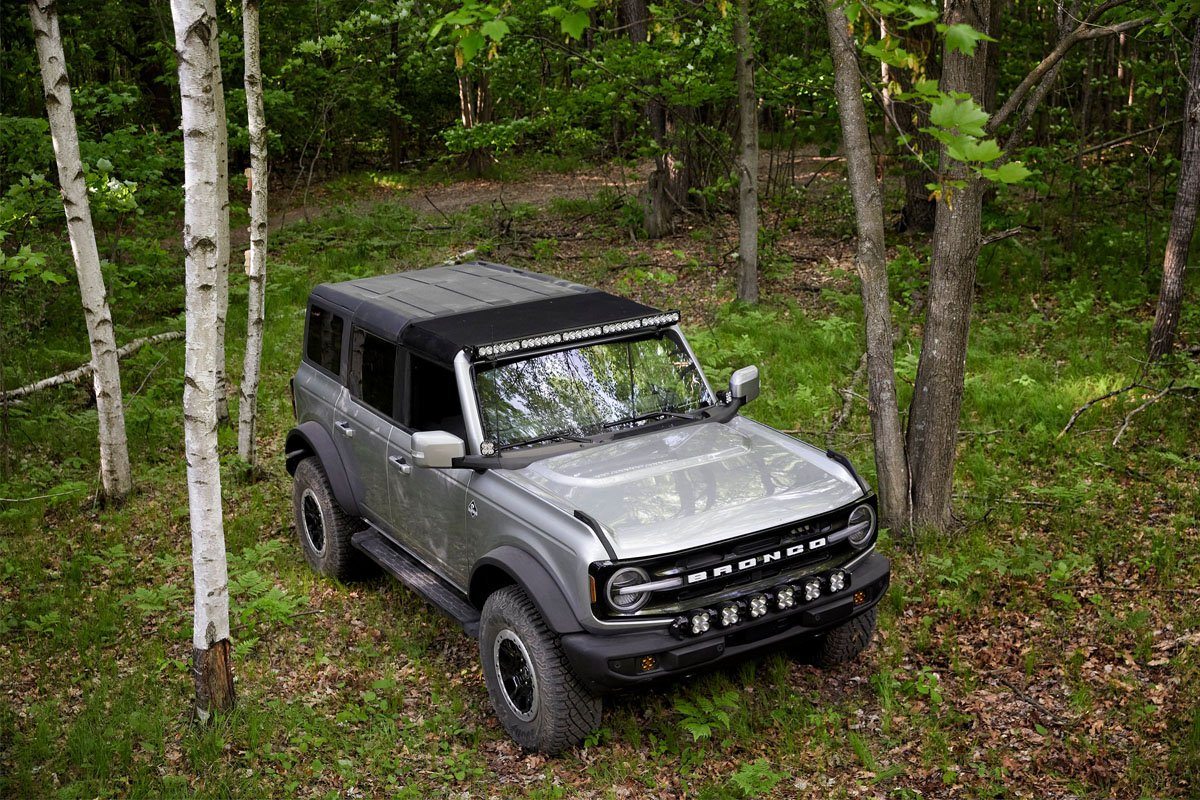 '21-23 Ford Bronco Baja Designs 8 XL Linkable Roof Bar Kit Lighting Baja Designs display on Vehicle
