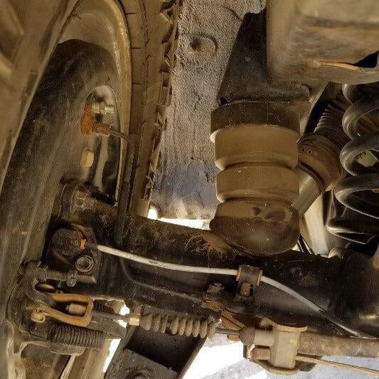 '96-02 Toyota 4Runner DuroBumps 5.25" Rear Bump Stops - DBR525 Close-up Display on Vehicle
