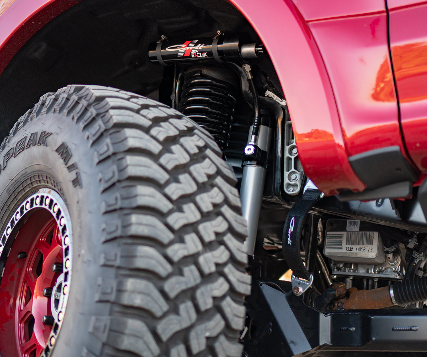 '17-24  Ford F250/350 Carli E-Venture Suspension System-4.5" Lift Display on vehicle