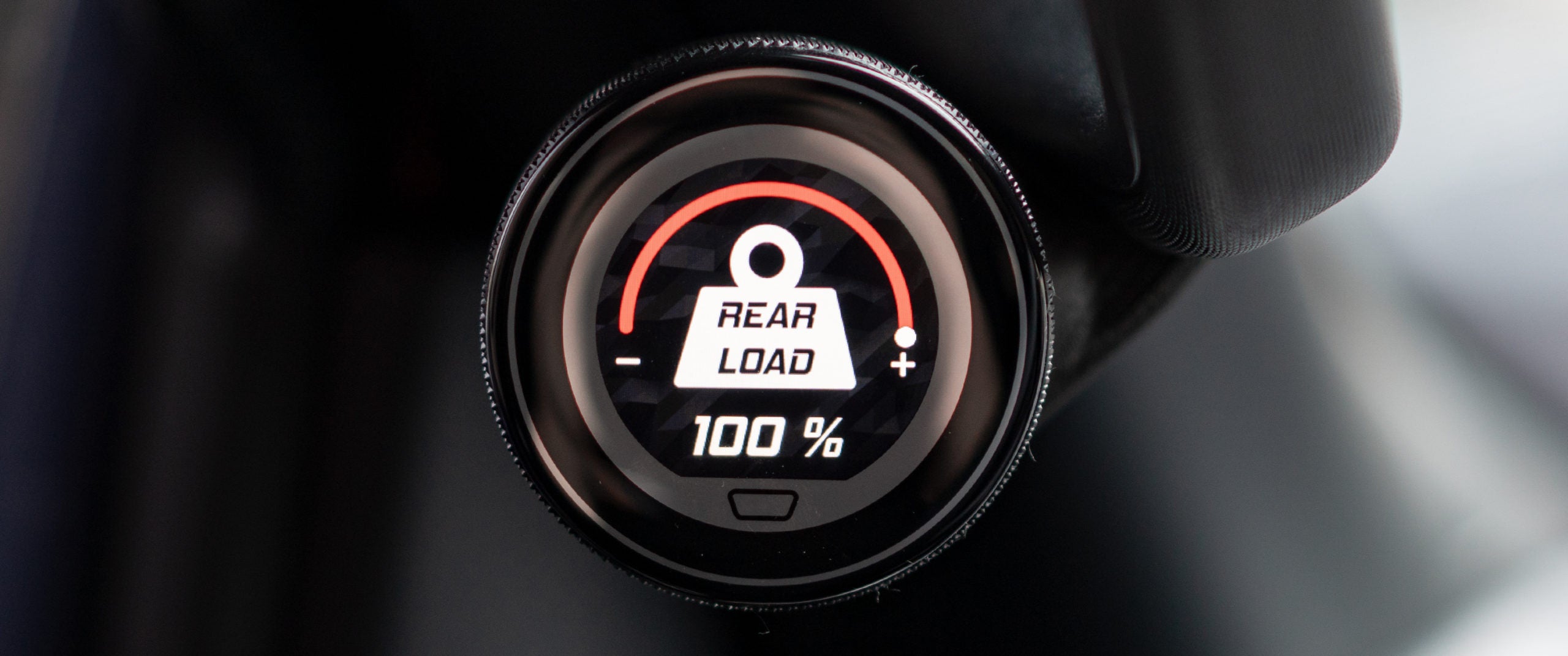 '17-24  Ford F250/350 Carli E-Venture Suspension System-4.5" Lift Control Module Display